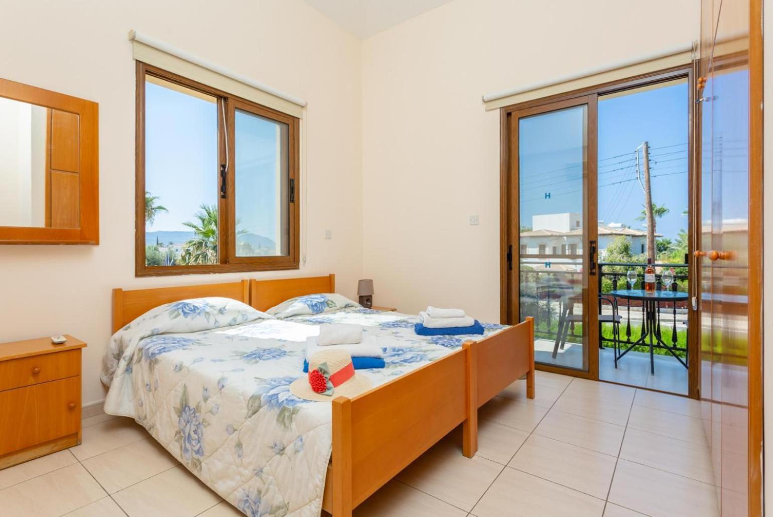 Polis Villa Halima Fostira מראה חיצוני תמונה