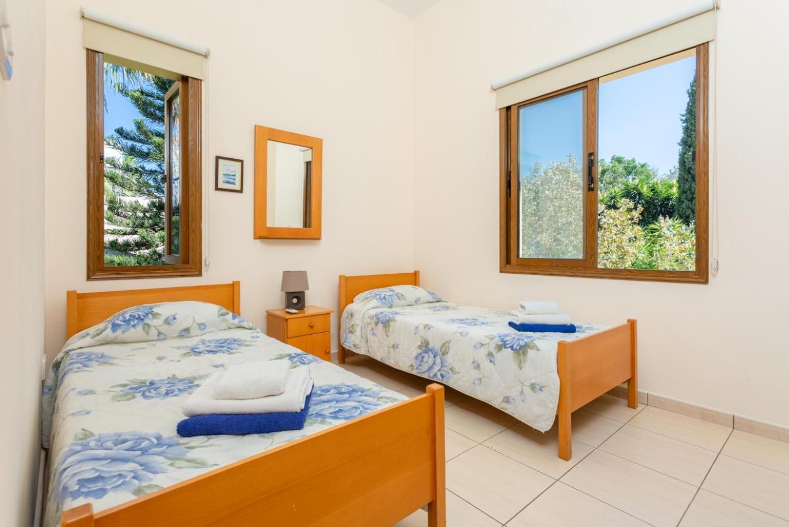 Polis Villa Halima Fostira מראה חיצוני תמונה