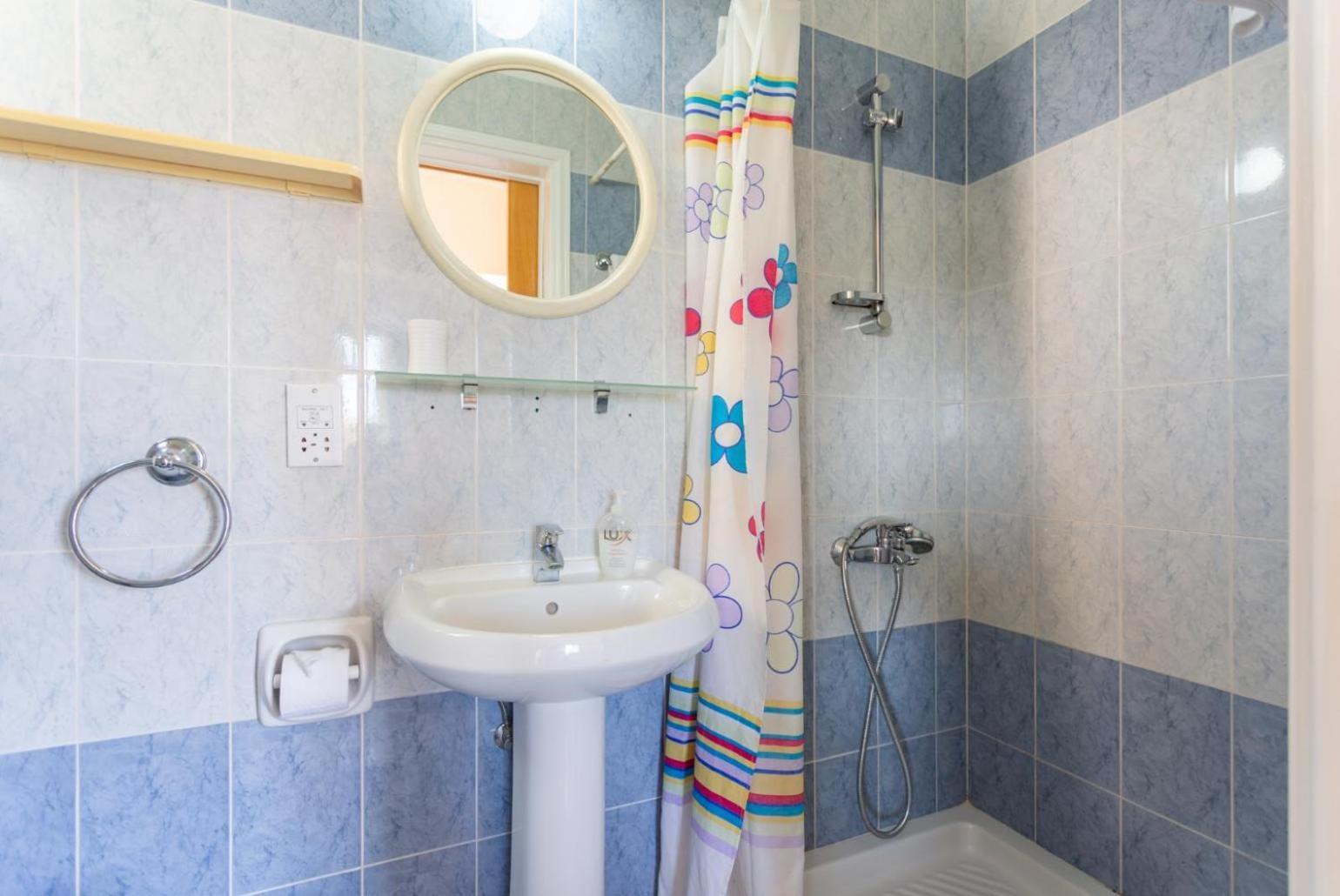 Polis Villa Halima Fostira מראה חיצוני תמונה