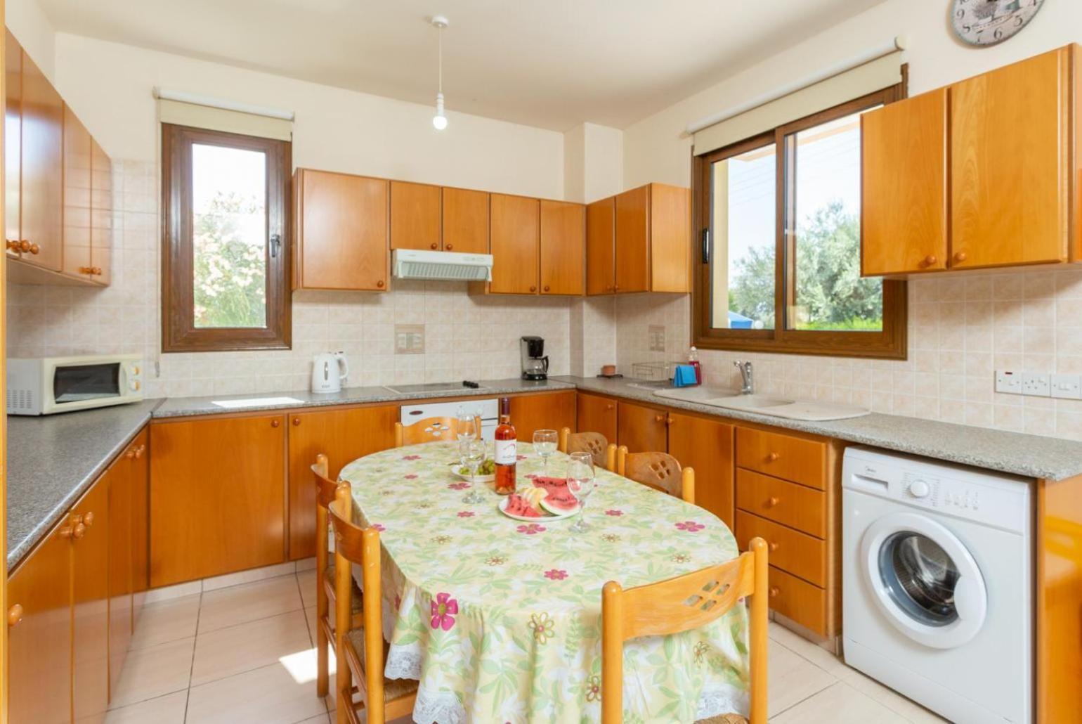 Polis Villa Halima Fostira מראה חיצוני תמונה