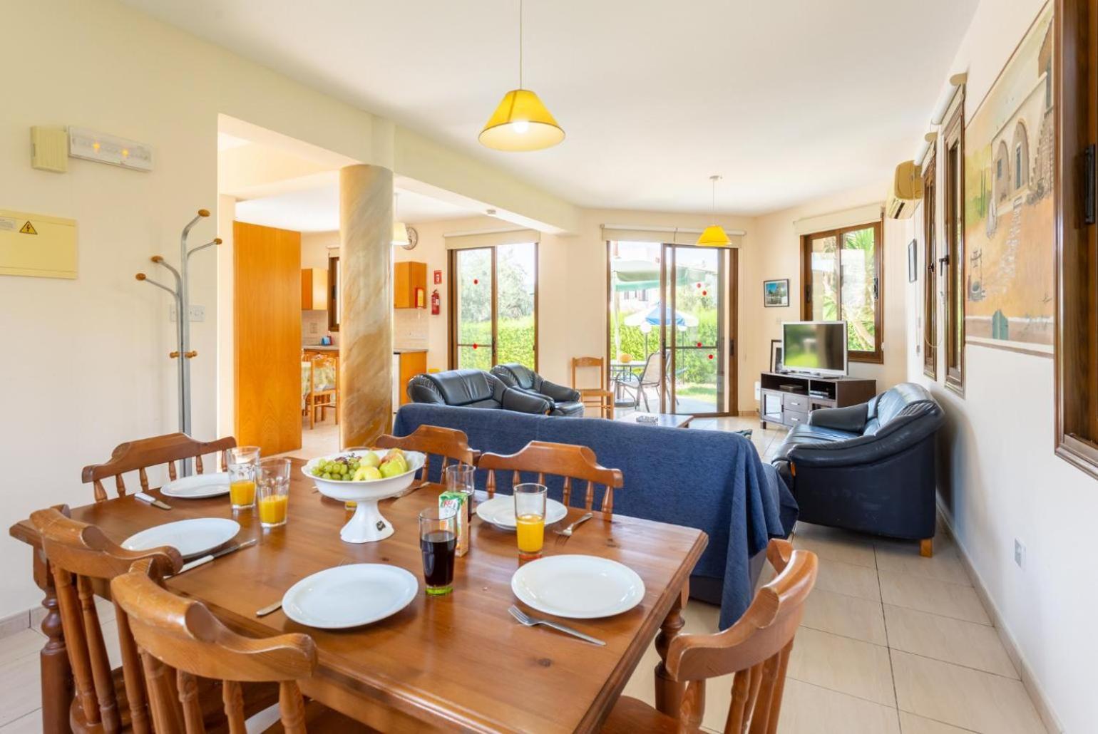 Polis Villa Halima Fostira מראה חיצוני תמונה