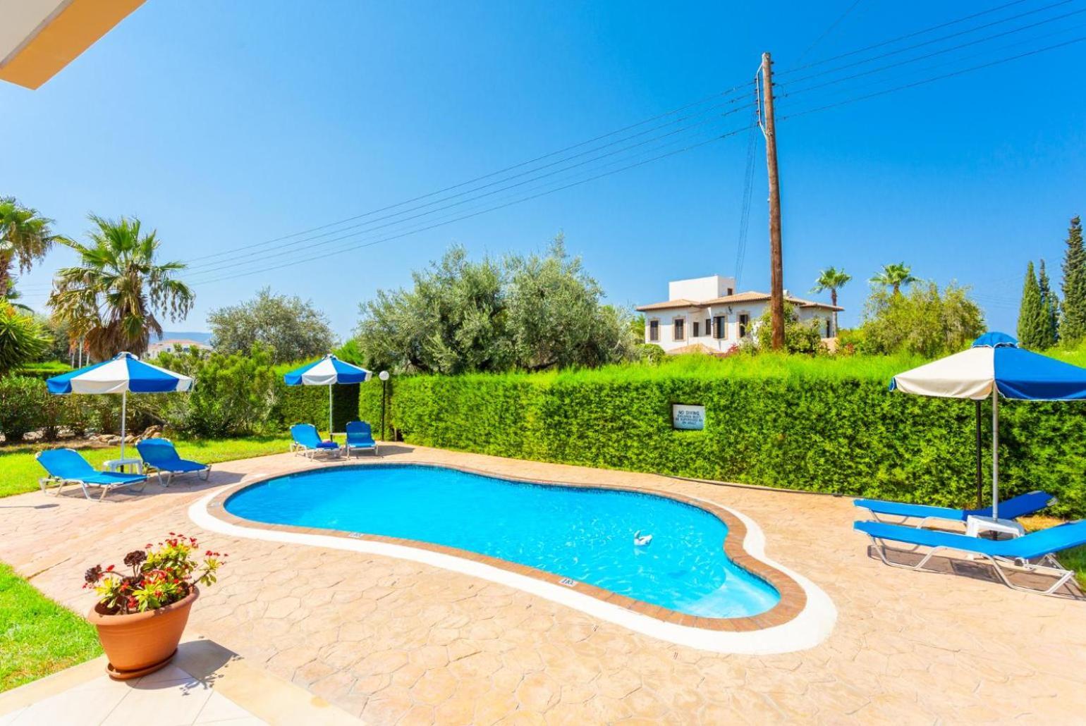 Polis Villa Halima Fostira מראה חיצוני תמונה
